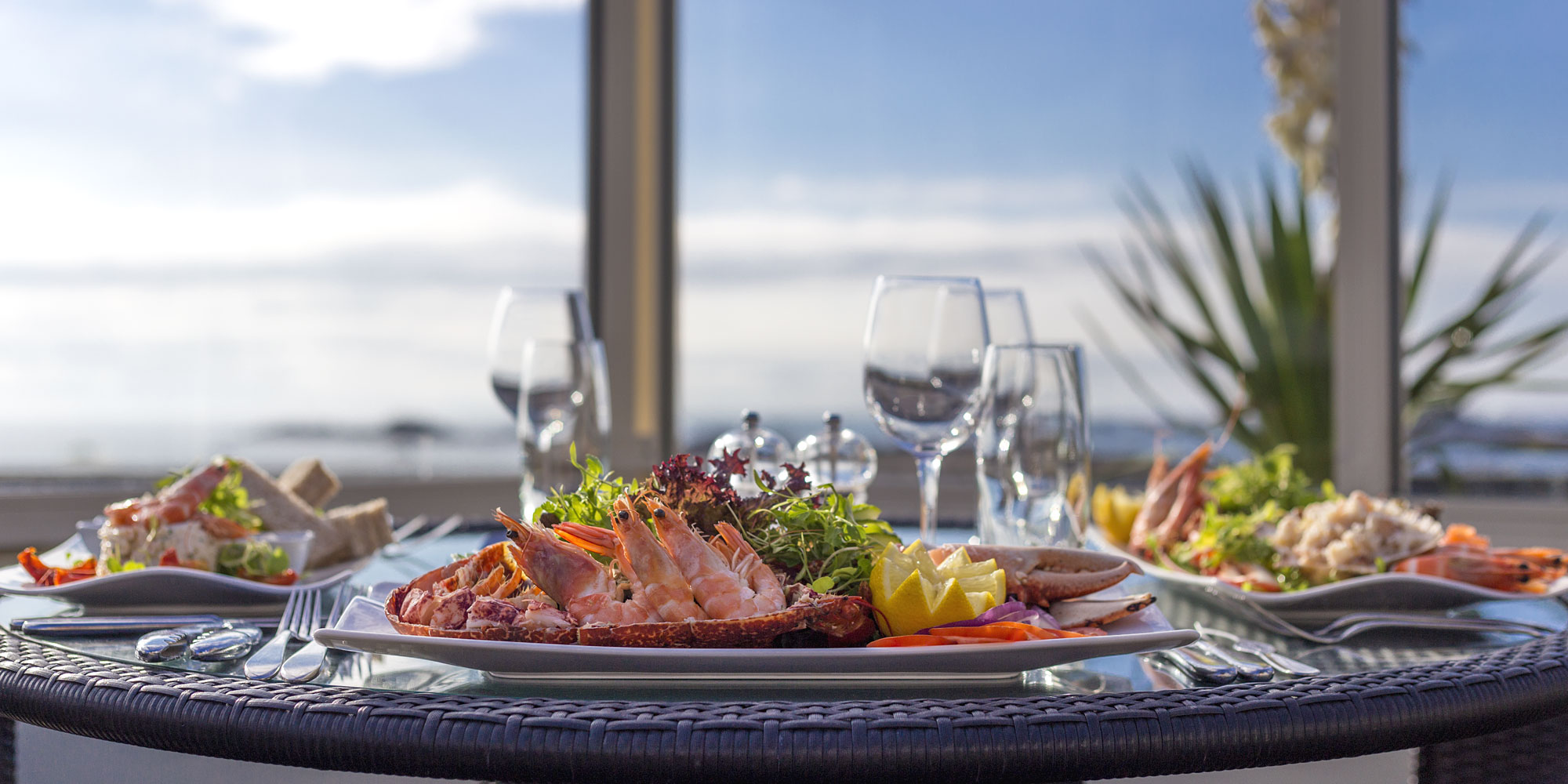 The Cobo Bay hotel special offers.